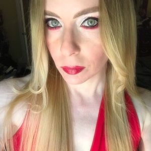 Meet your Posher, Shellie